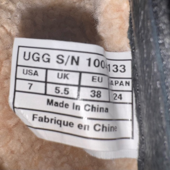 UGG Grandle Black Suede Boots with Shearling Lining - Picture 12 of 16